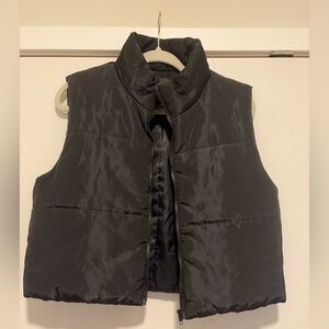 SHEIN Black Puffer Vest
